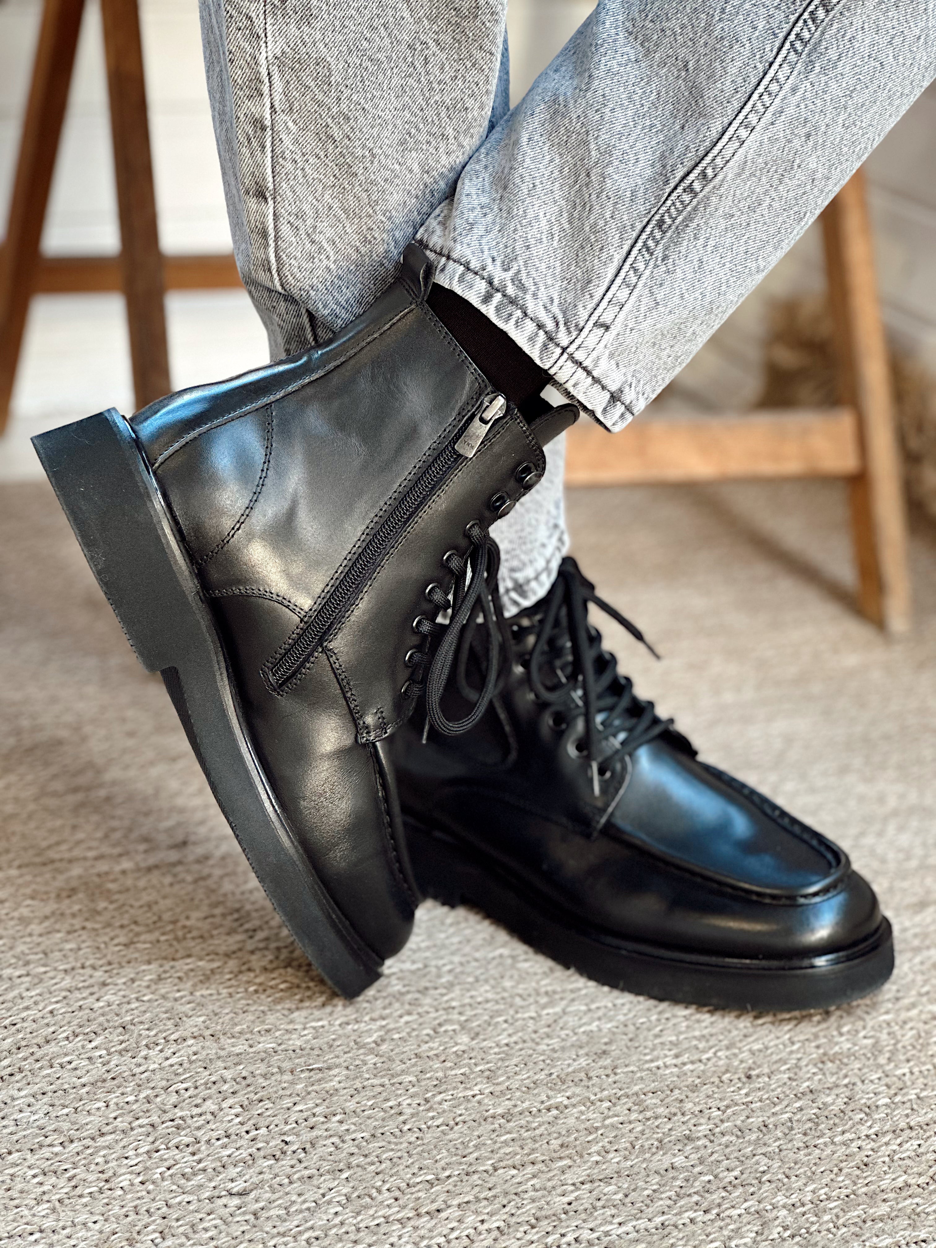 MA4035 - %100 Deri Fermuarlı Yüksek Taban Postal siyah