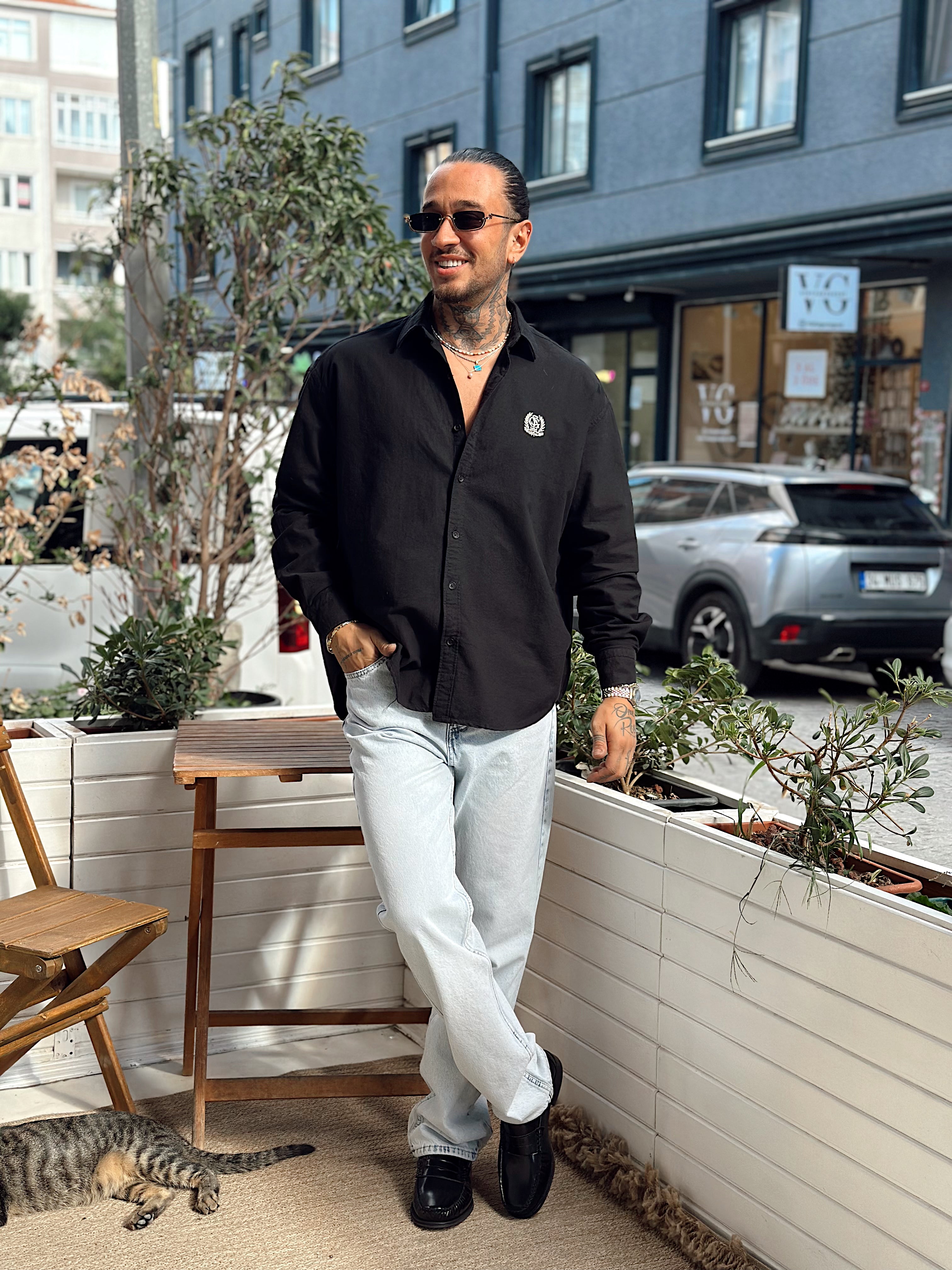 MG4018 - Oxford Göğüs Nakışlı Gömlek siyah