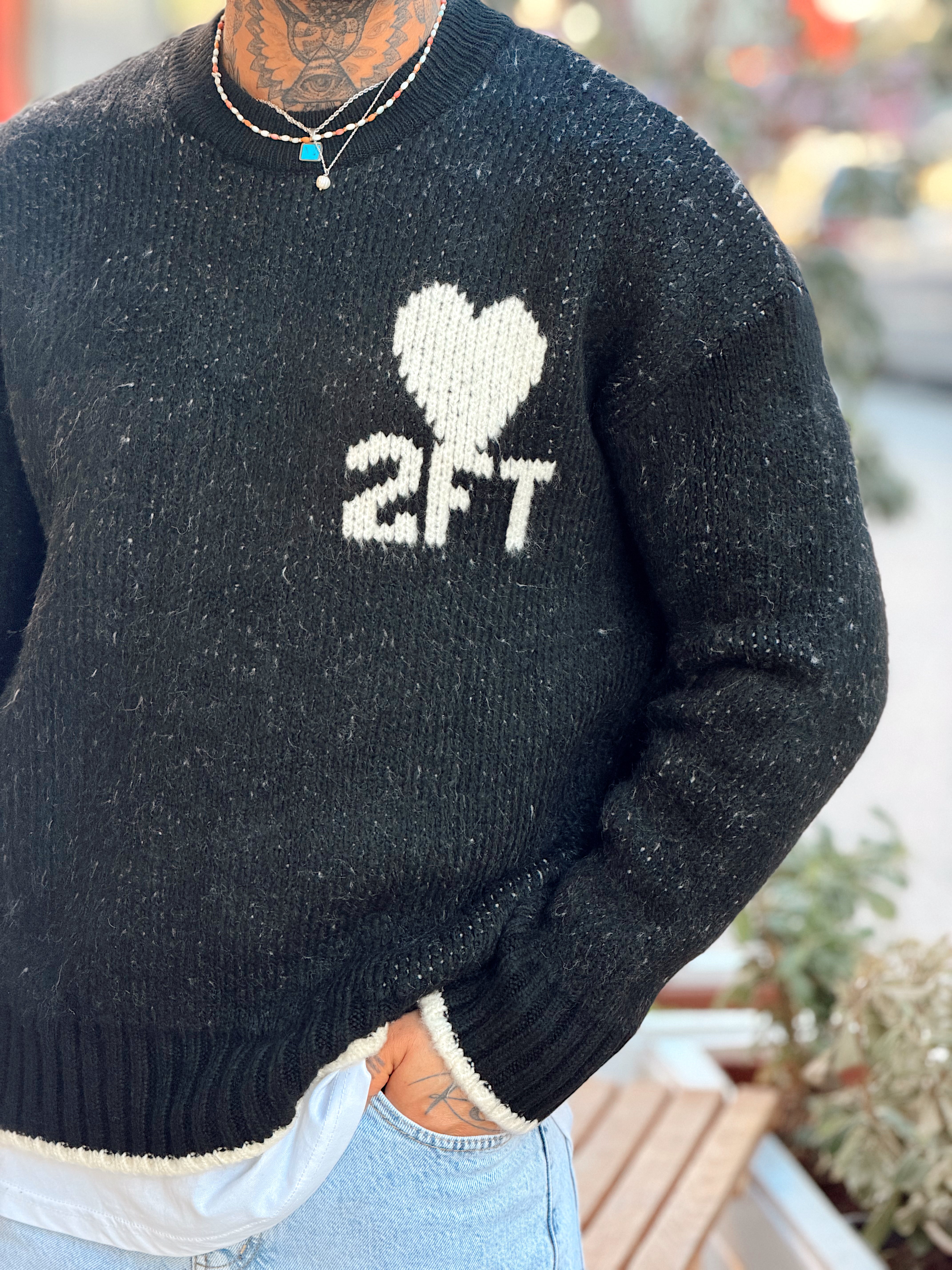 MS4106 - Göğüs Baskılı Örme Triko Kazak siyah