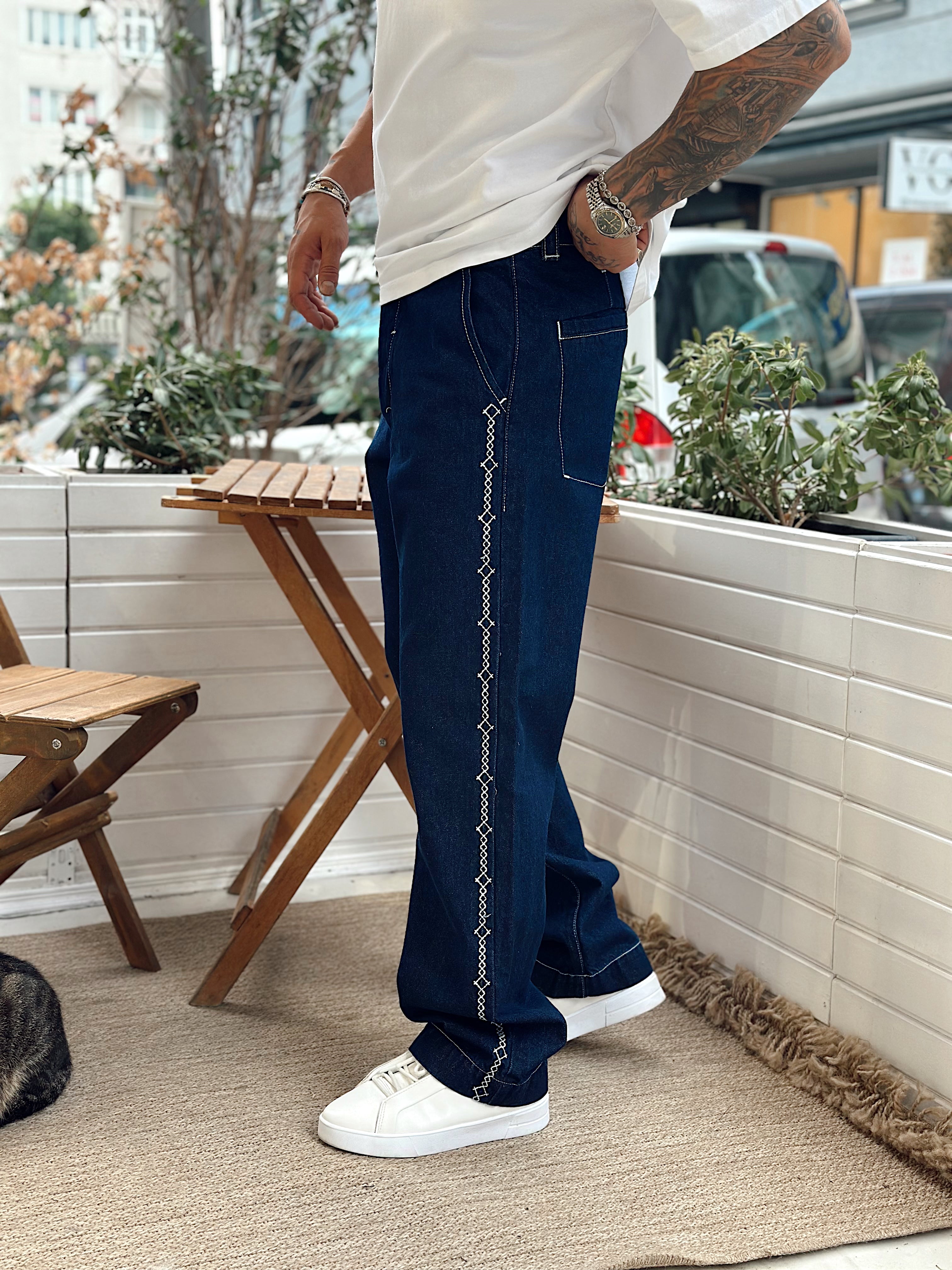 MP4063 - Nakış Desen Detaylı Regular Kot Pantolon mavi