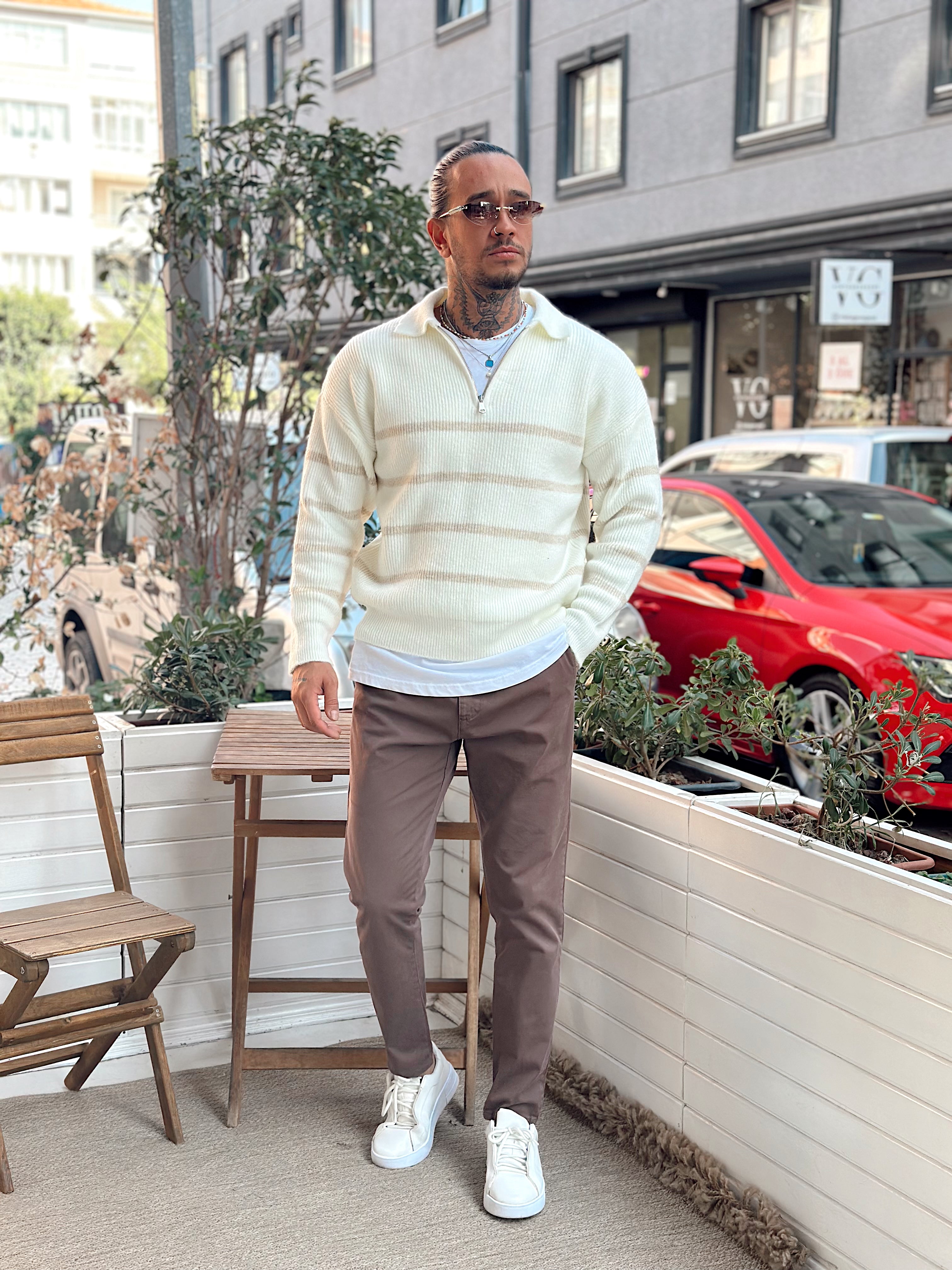 MS4052 - Çizgili Yakası Fermuarlı Polo Yaka Triko beyaz-krem