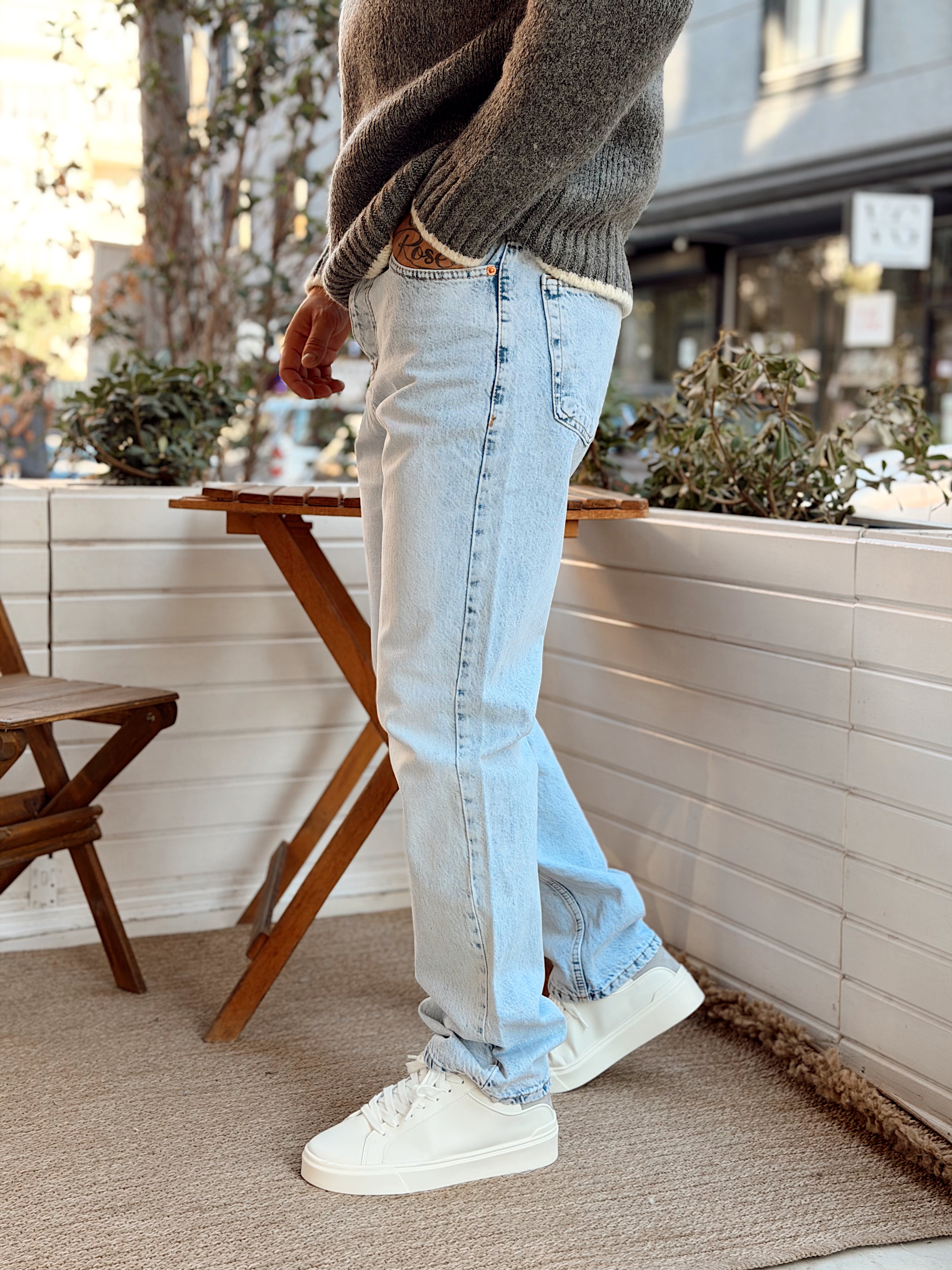 MP4103 - W11 Lazer Kesikli Regular Kalıp Kot Pantolon buz