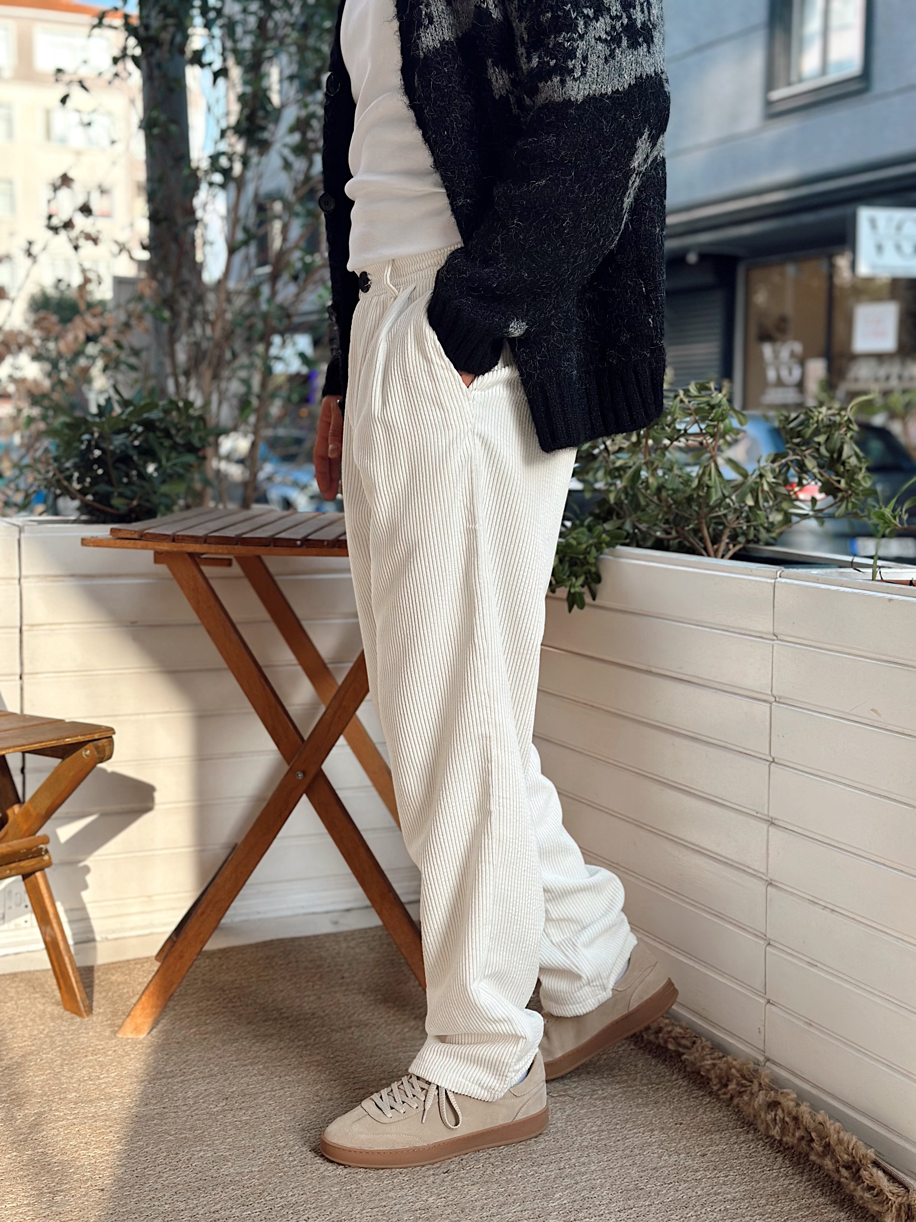 MP4032 - Pileli Baggy Kadife Pantolon beyaz