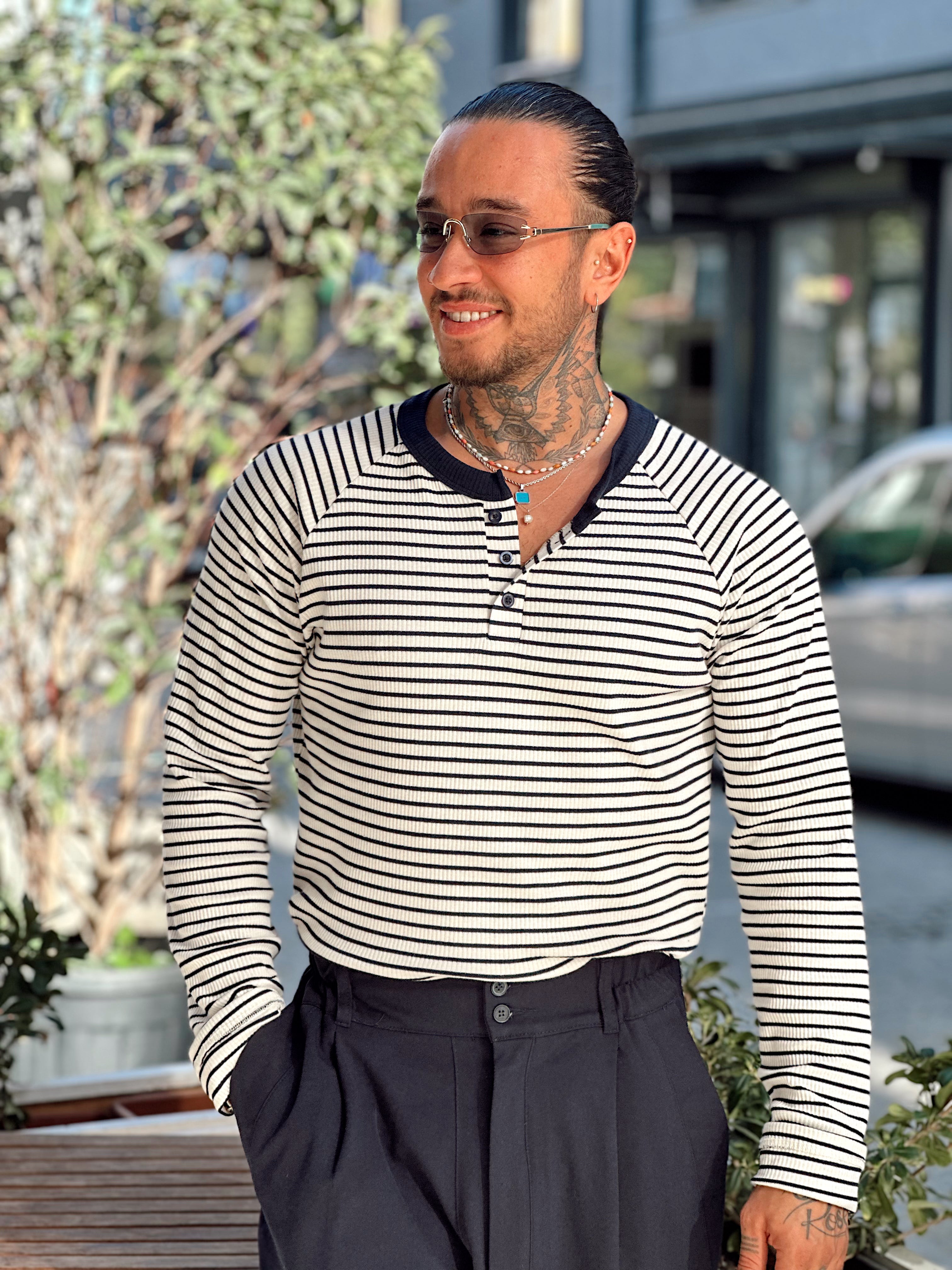 MS4047 - Çizgili Yaka Düğmeli  Sweatshirt Ekru-Laci