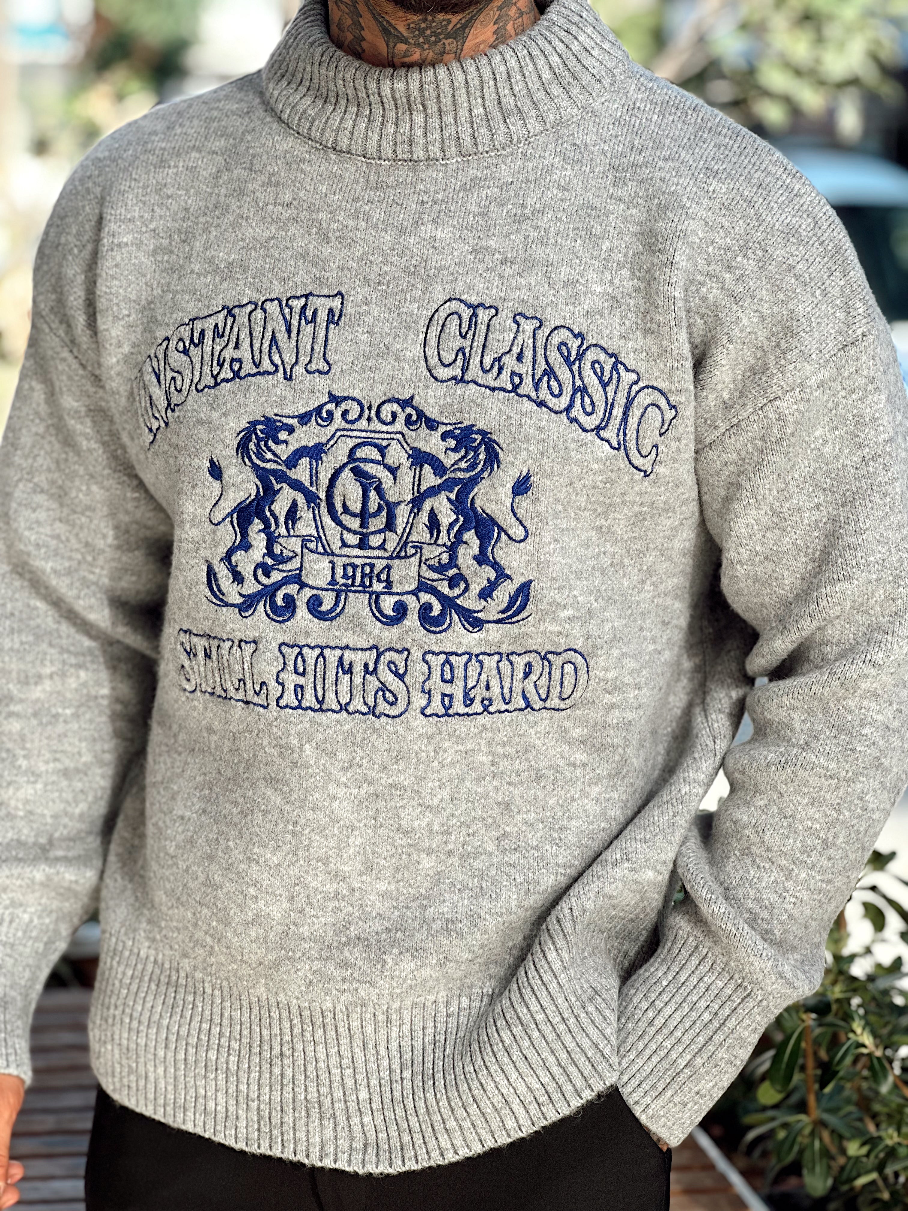 MS4007 - Yarım Balıkçı Önü Nakışlı Yazılı Sweatshirt gri