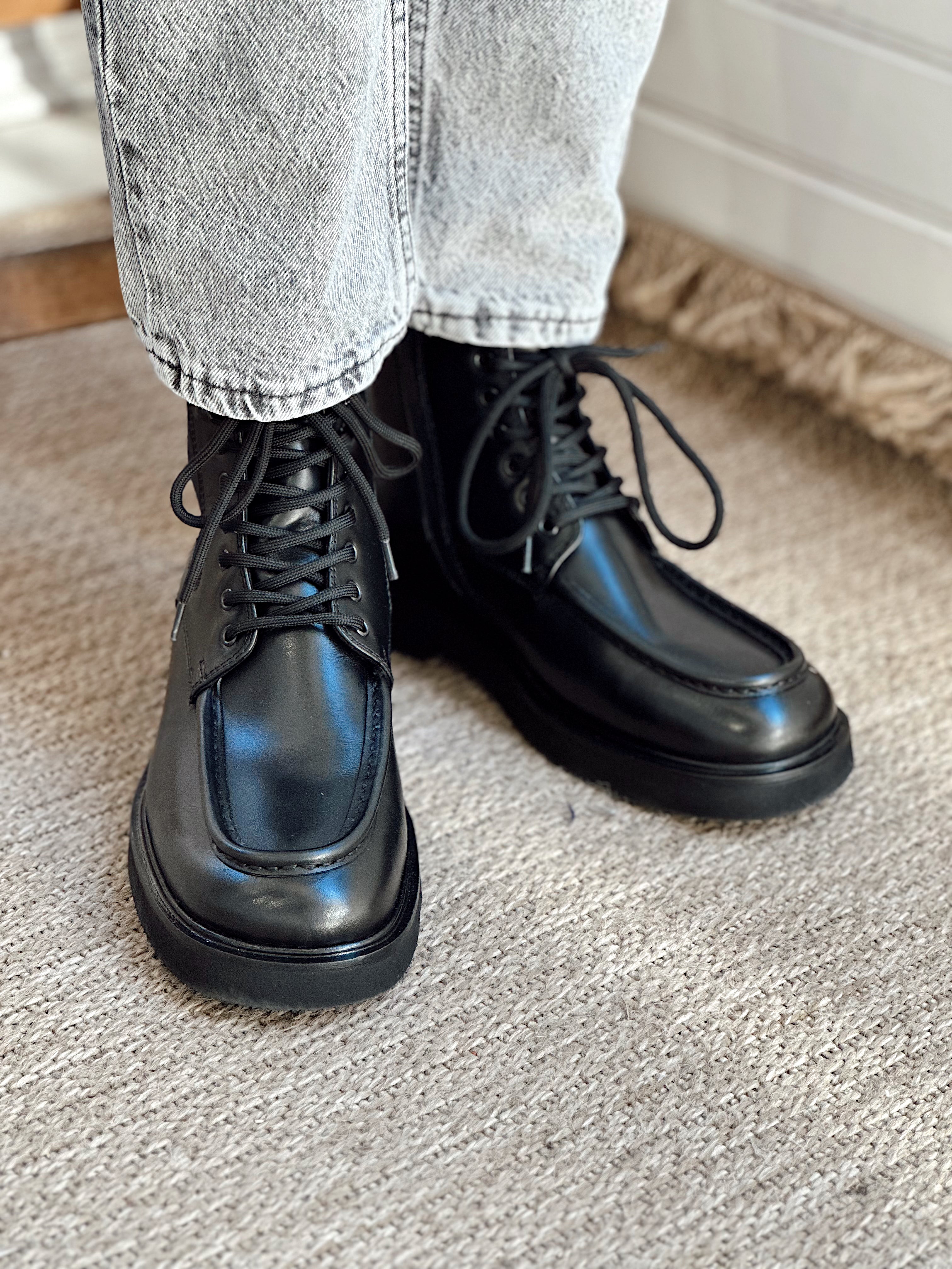 MA4035 - %100 Deri Fermuarlı Yüksek Taban Postal siyah