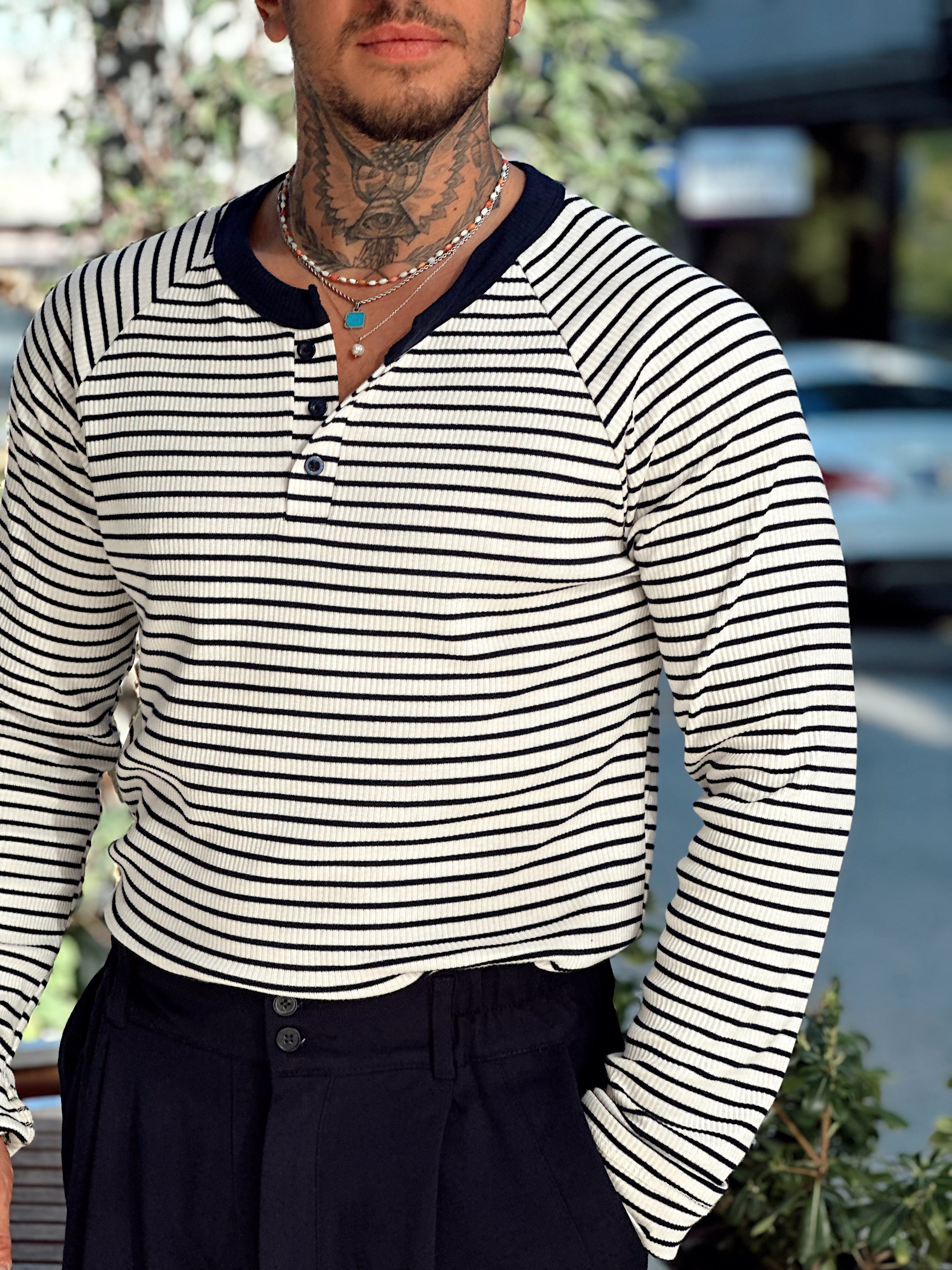 MS4047 - Çizgili Yaka Düğmeli  Sweatshirt Ekru-Laci