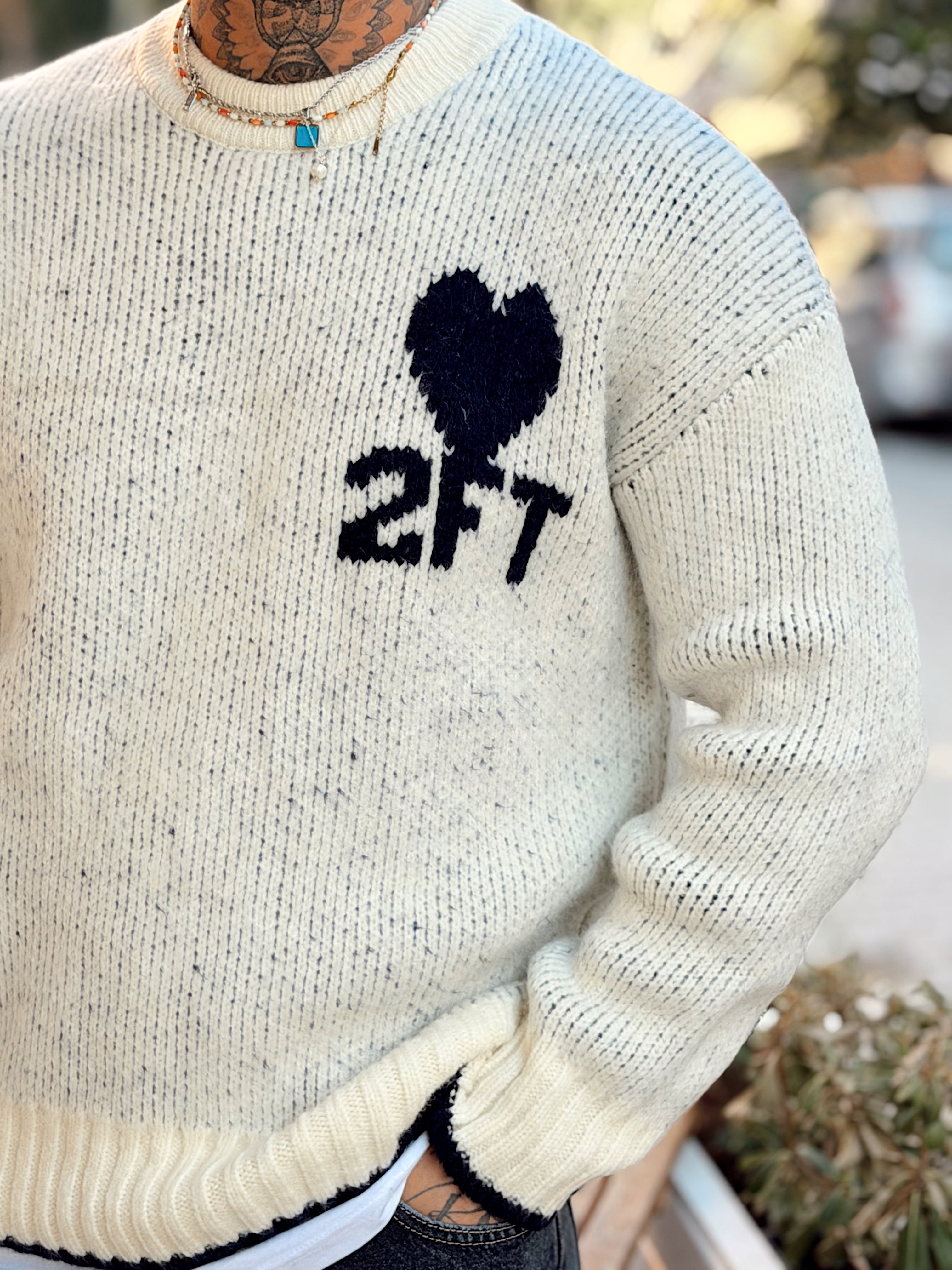 MS4106 - Göğüs Baskılı Örme Triko Kazak krem