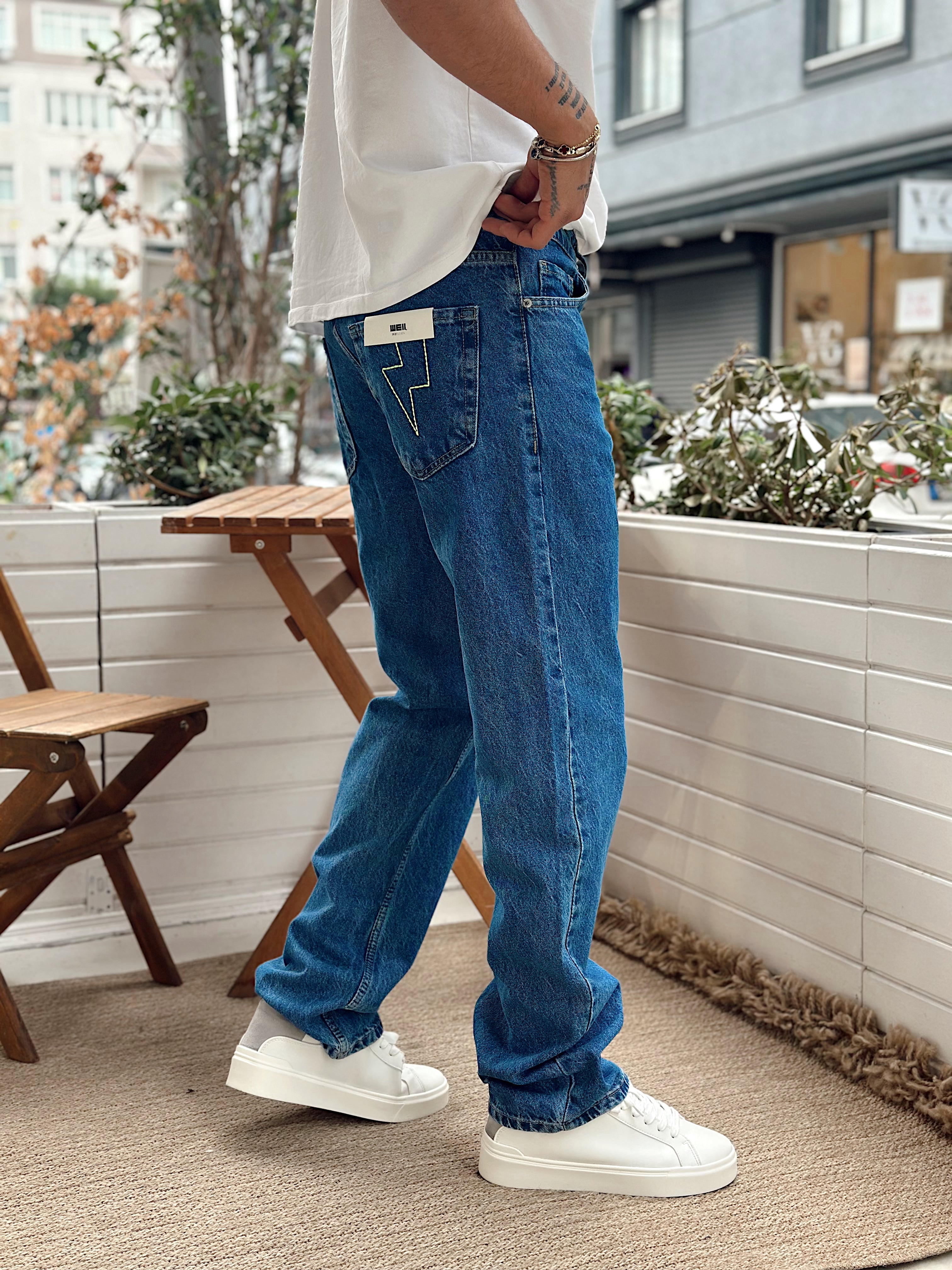 MP4097 - Şimşek Nakış Detaylı Regular Kot Pantolon Mavi